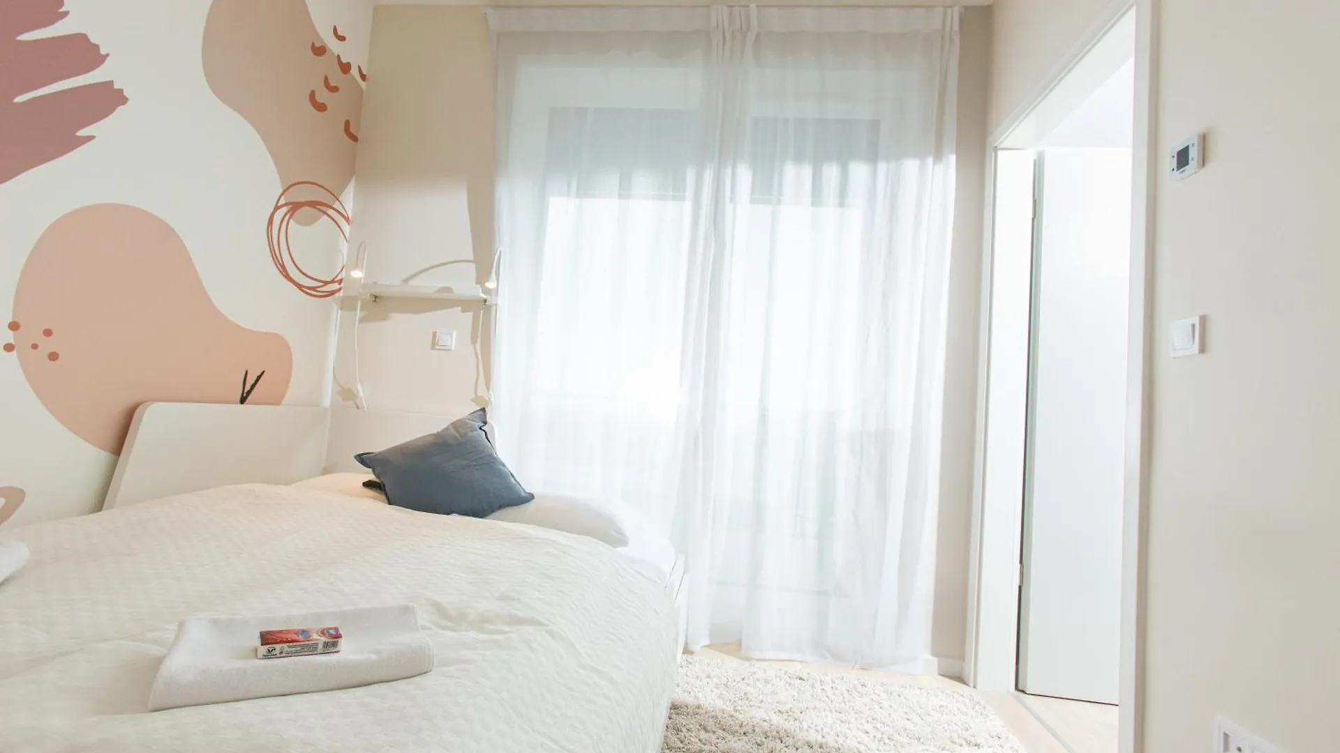 Waterfront Residence Free Private Parking Budapest 0*,