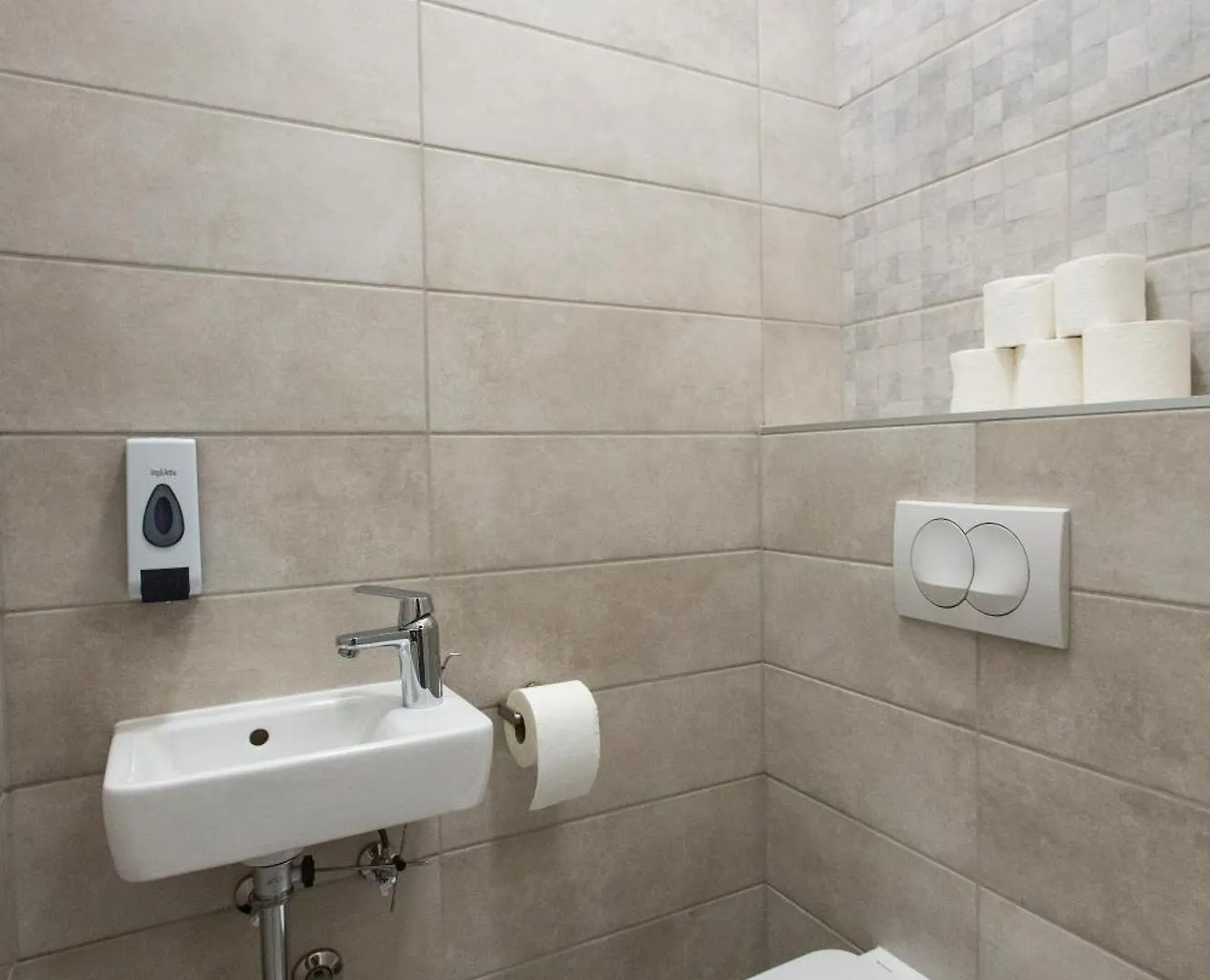 Waterfront Residence Free Private Parking Budapest Hungary